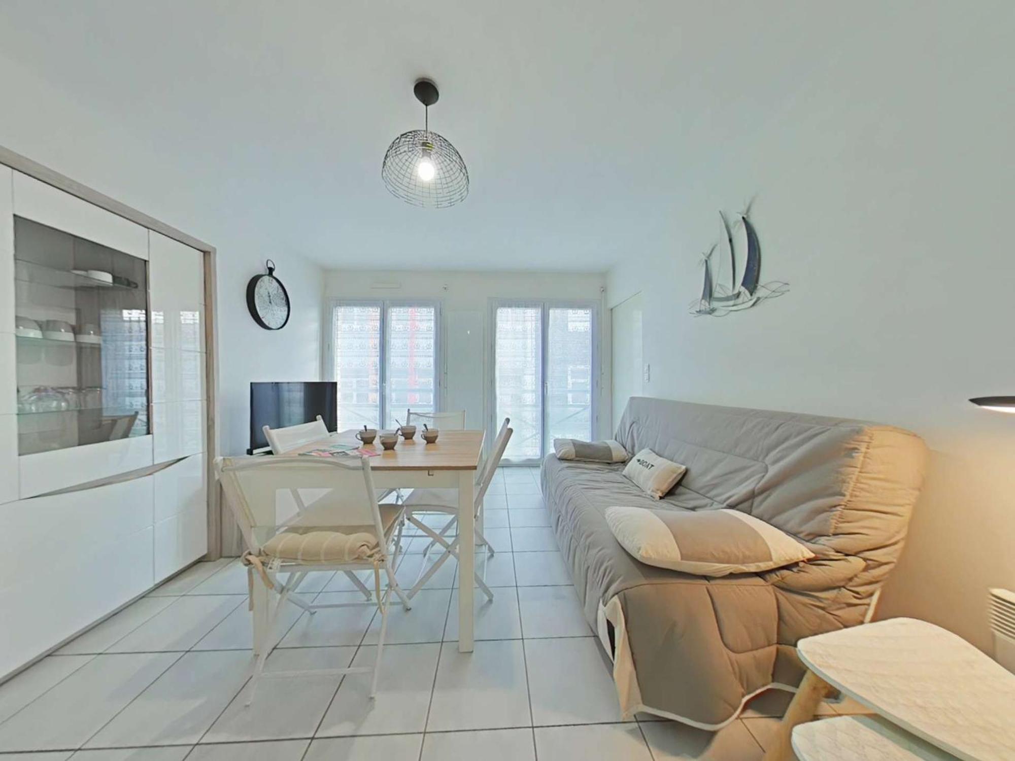 Appartement 2 Pieces Avec Parking Prive, Proche Plage Et Commerces, Saint-Gilles-Croix-De-Vie - Fr-1-224-783 Екстериор снимка